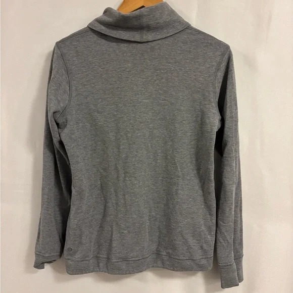 Lululemon Double Up Long Sleeve (Reversible) | Gray | Size 6 - Picture 12 of 13